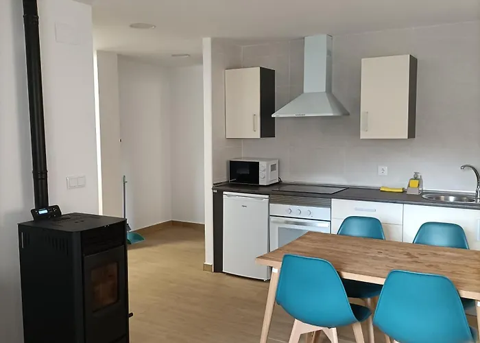 Apartamentos Rurales La Capellania De Alobras