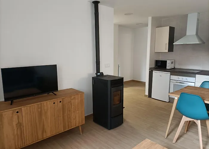 Apartamentos Rurales La Capellania De Alobras